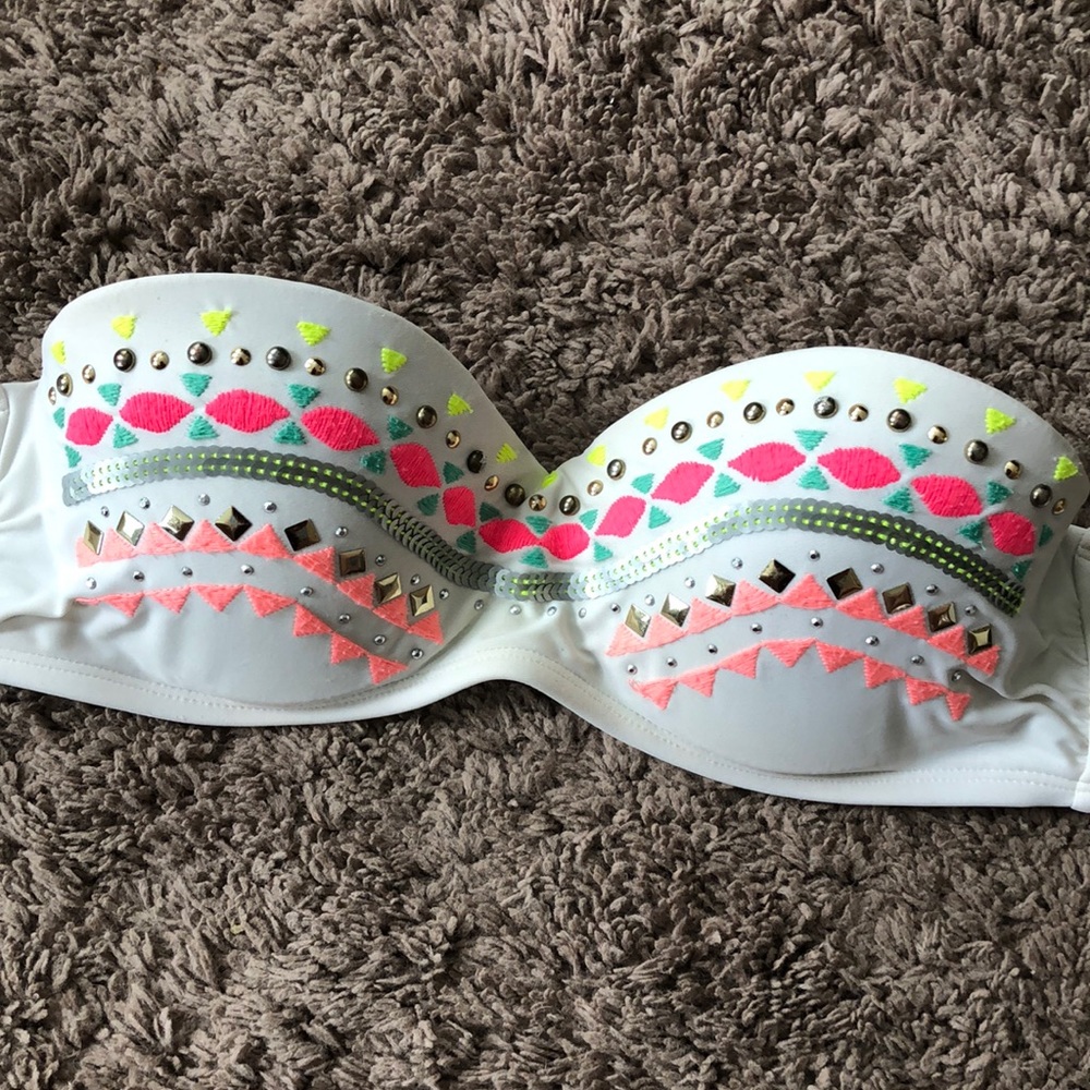 Bikini top